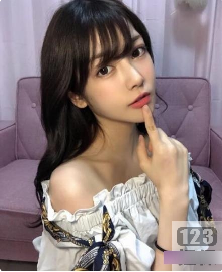 枫花恋：4月最新cheng+ren+shi+pin力作，让你陶醉其中
