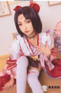 火爆必看Cosplay小仙女神樂坂真冬合集，满足你的私房欲望！