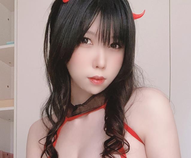 P站大神作品：光“阴”小女友摩擦1V-126M