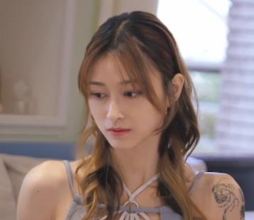 女神芯萱合集
