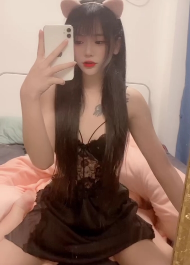 可爱风情万种的妹子璐，10v，405m，百度盘