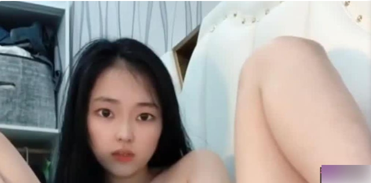 芋喵喵最新端午脚链作品