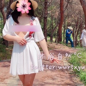 推主播《沐浴自然°C》的图集和视频