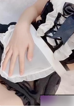 樱狸子女仆装：独一无二的诱惑之作