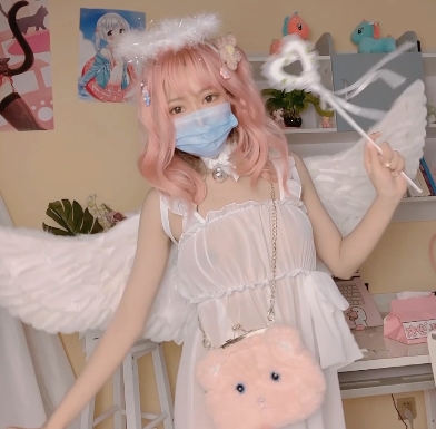 网红美少女小云仙COS，各大平台人气爆棚