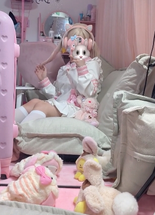 小奥喵的高颜值和完美身材的二次元视频