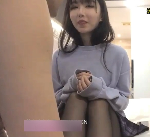 清纯妹子JK黑丝视频资源