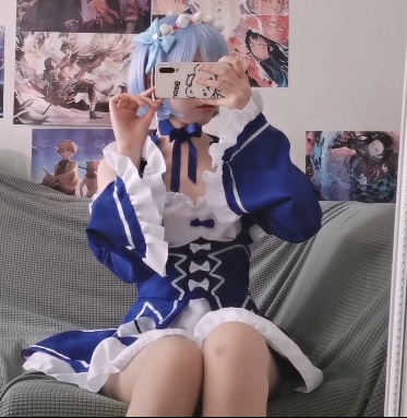 妹子斗鱼主播浮力姬露脸高跟鞋罗莉风道具大流