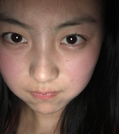 中国民航大学学生崔洁因为贪婪的欲望,被土豪包养,三人游的秘密泄露在了百度盘上。悲剧发生了,她的睡衣、秀发、大眼睛和黑色西装都成了银行卡的情调。这个给力的片段让人流口水,沙发上的吞下,拍摄的画面和情节让人心醉神迷。