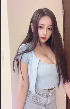亚洲区域的TikTok烧鸡视频引关注和赞