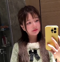 妹子闺女主动侍奉被窝深情棒子精彩1V129M百度盘