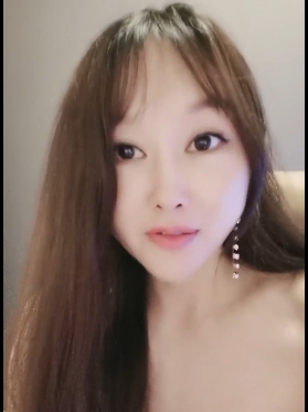 了她的百度云链接,方便用户进行和下载。如果你对性感舞蹈和美女的表演感兴趣,这个合集绝对不容错过!重磅核弹天然大罩杯舞蹈区美女E杯舞姬/♀舞6柒超性感抖馒头热舞合集91.36G/89V/百度云