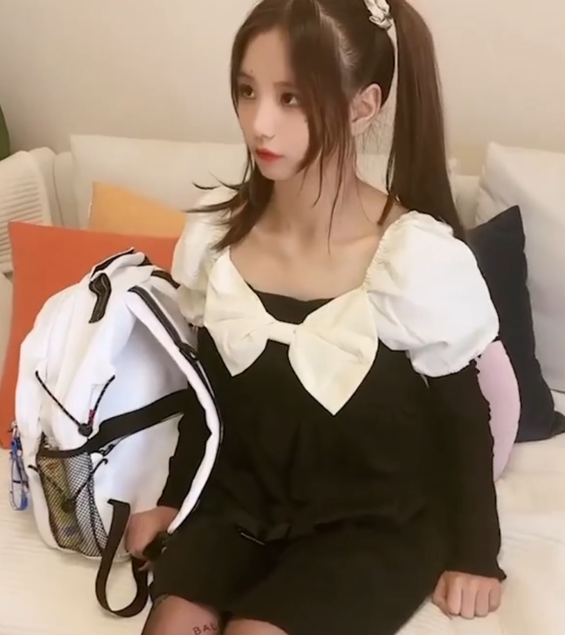 阿雅主演《17v12g》女星大片，收藏量203，女仆陪玩惊艳登场