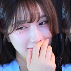 转载百度盘福利韩国大罩杯女主播蕾颖热舞小合集9V1.7G，五一特供