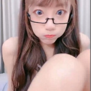 好上头国服少女小怡50部32.9G网红反差女友